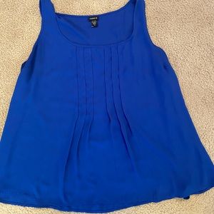 Blue tank top
